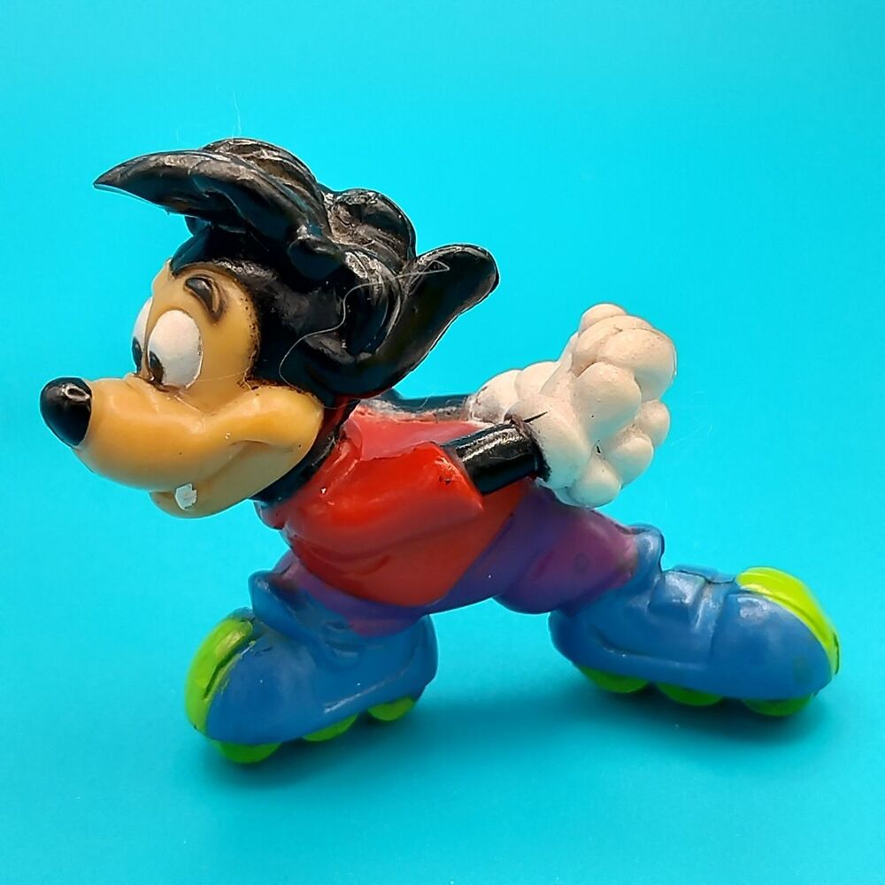 Vintage Disney Goof Troop Max Plastic Figure Roller Skate Red Short 1.75”